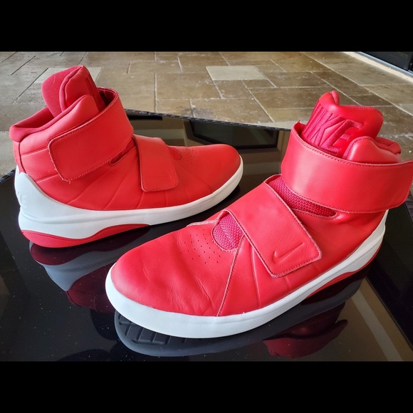 NWOT - Red leather Nike Marxman - Picture 1 of 5